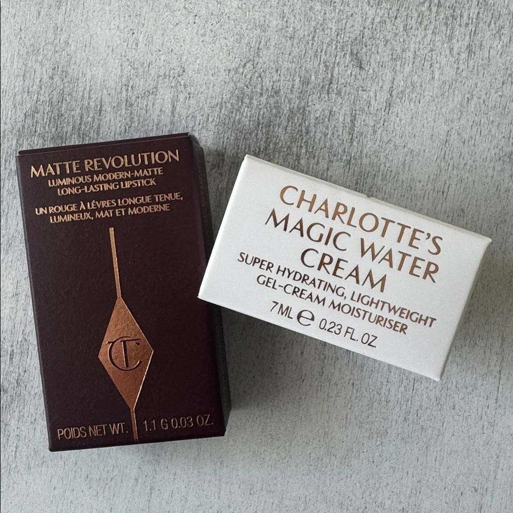 Charlotte Tilbury 2 travel Size Samples-Magic Moisturizer Gel & Lipstick Pillow